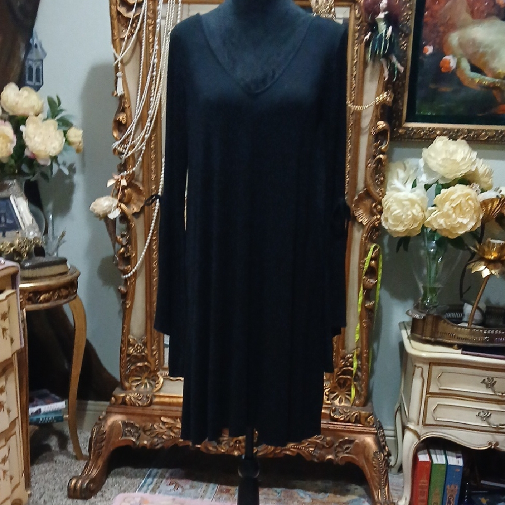 👗 American Eagle Black Flutter Sleeve Tie Back Stretch Dress Large